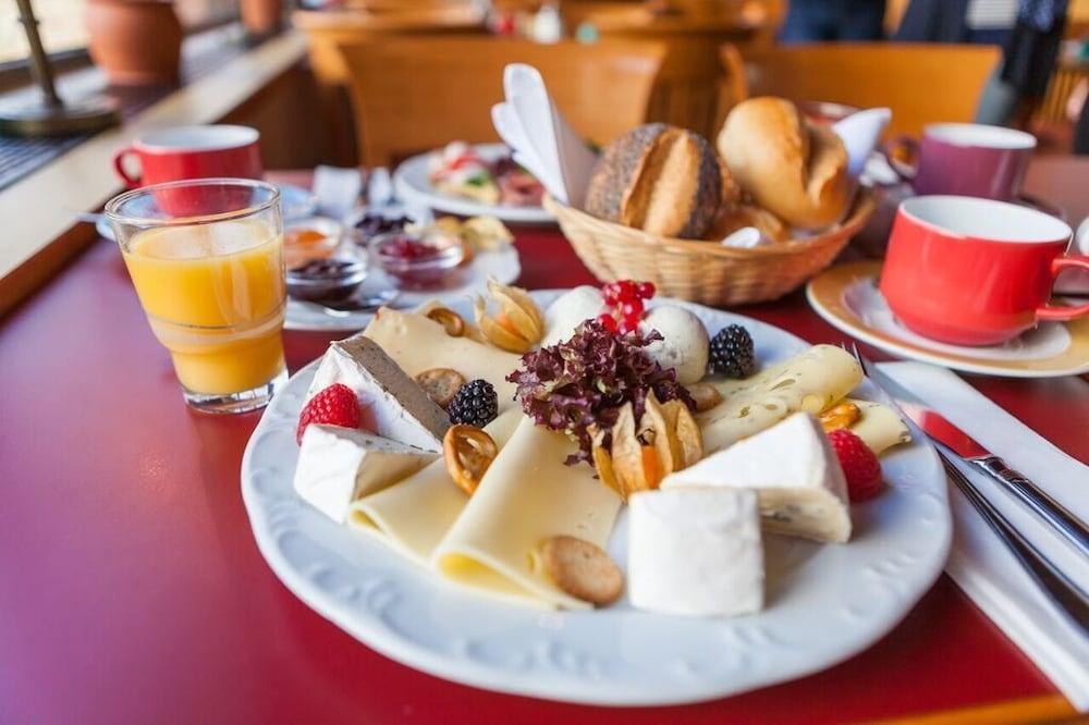 فندق بريدينيه إسن المظهر الخارجي الصورة